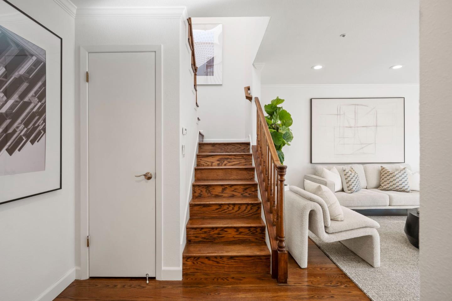 Detail Gallery Image 19 of 42 For 241 Bonita Ln, Foster City,  CA 94404 - 3 Beds | 2/1 Baths