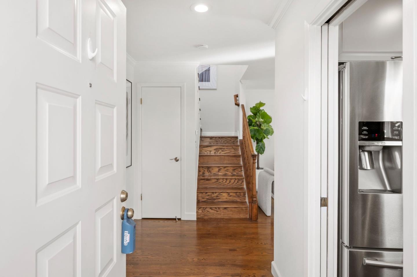 Detail Gallery Image 2 of 42 For 241 Bonita Ln, Foster City,  CA 94404 - 3 Beds | 2/1 Baths