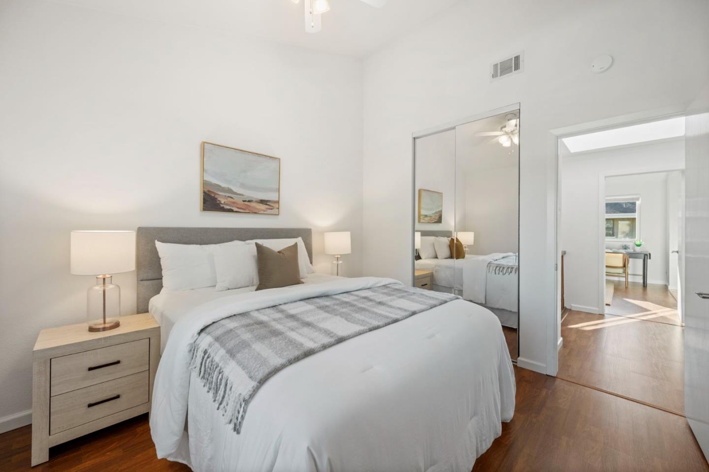 Detail Gallery Image 29 of 42 For 241 Bonita Ln, Foster City,  CA 94404 - 3 Beds | 2/1 Baths