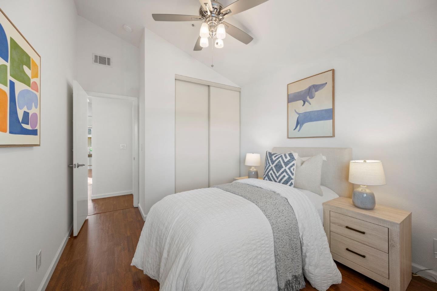 Detail Gallery Image 31 of 42 For 241 Bonita Ln, Foster City,  CA 94404 - 3 Beds | 2/1 Baths