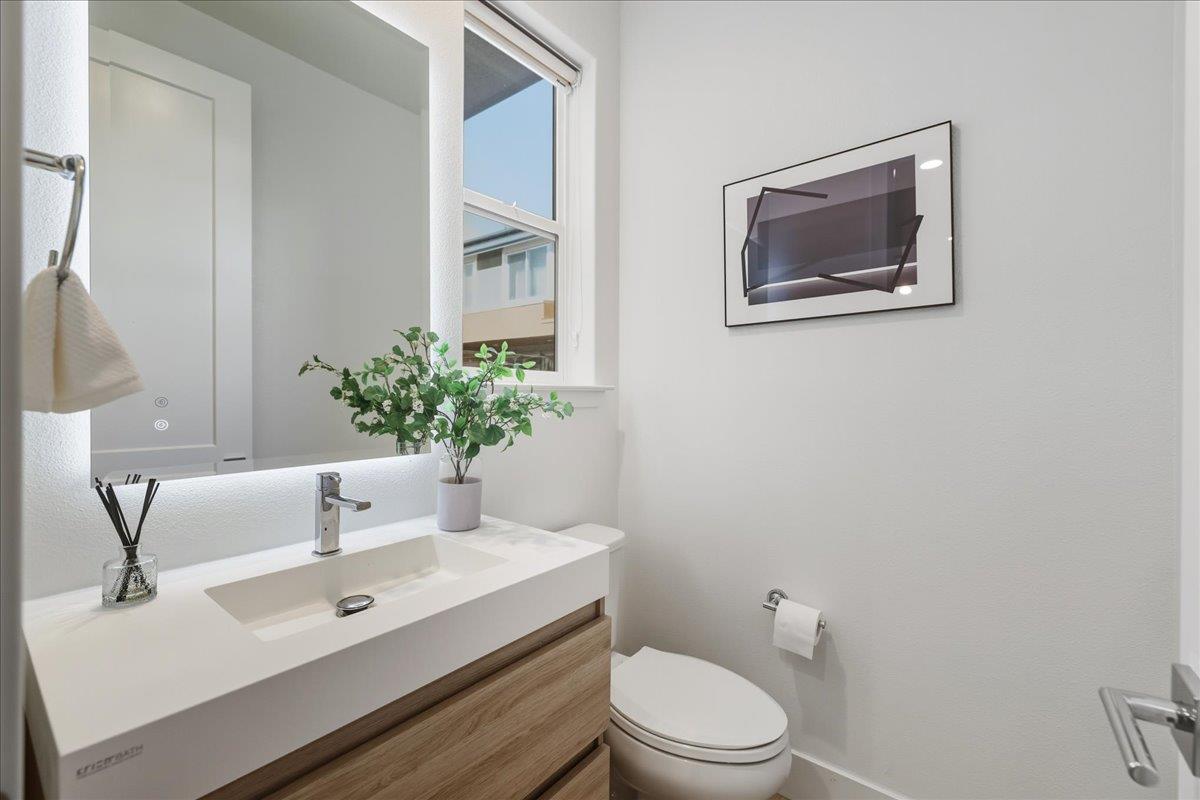 Detail Gallery Image 25 of 58 For 3388 Router Cmn, Fremont,  CA 94538 - 3 Beds | 3/1 Baths