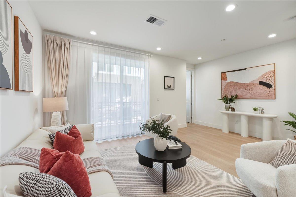 Detail Gallery Image 8 of 58 For 3388 Router Cmn, Fremont,  CA 94538 - 3 Beds | 3/1 Baths