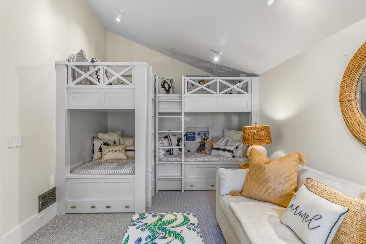 Detail Gallery Image 34 of 47 For 0 Lincoln 3 Sw of 10th Ave, Carmel,  CA 93923 - 3 Beds | 2/1 Baths