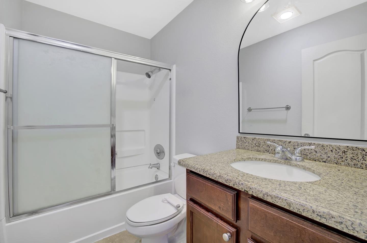 Detail Gallery Image 20 of 31 For 670 Teatree Ct, San Jose,  CA 95128 - 2 Beds | 2 Baths