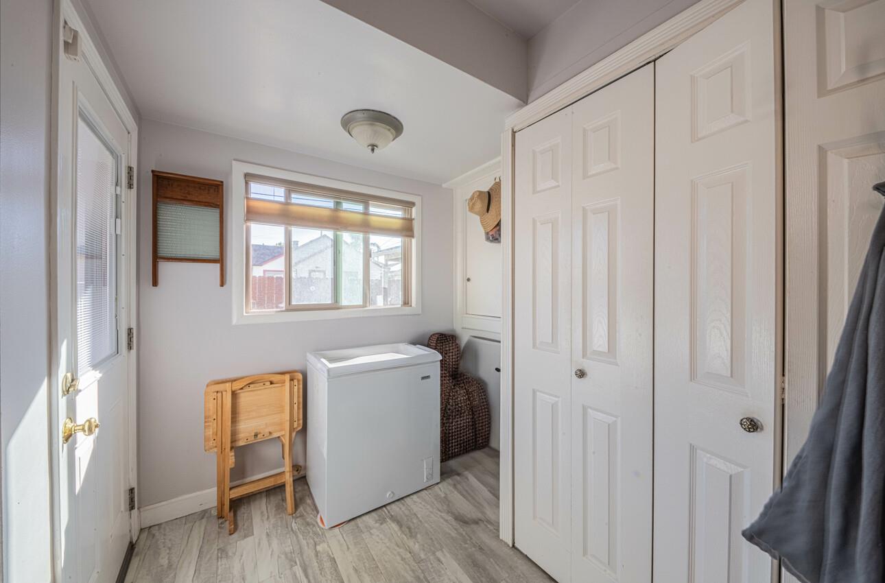 Detail Gallery Image 14 of 25 For 330 Hawthorne St, Salinas,  CA 93901 - 3 Beds | 2 Baths