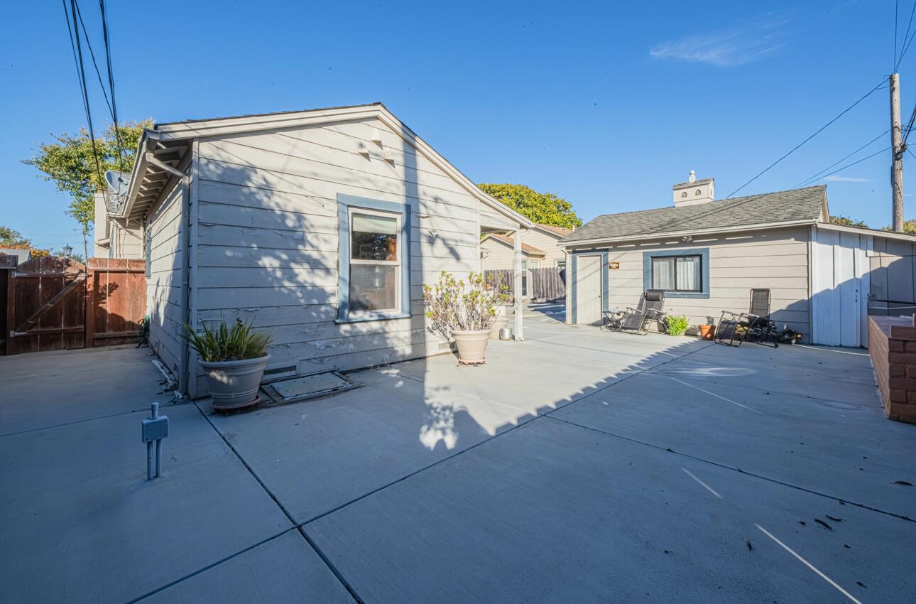 Detail Gallery Image 24 of 25 For 330 Hawthorne St, Salinas,  CA 93901 - 3 Beds | 2 Baths