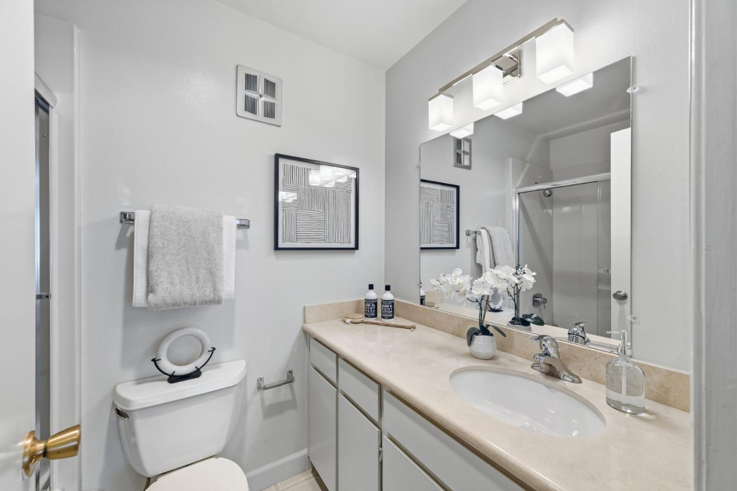 Detail Gallery Image 20 of 47 For 1041 Shell Blvd #8,  Foster City,  CA 94404 - 2 Beds | 2 Baths