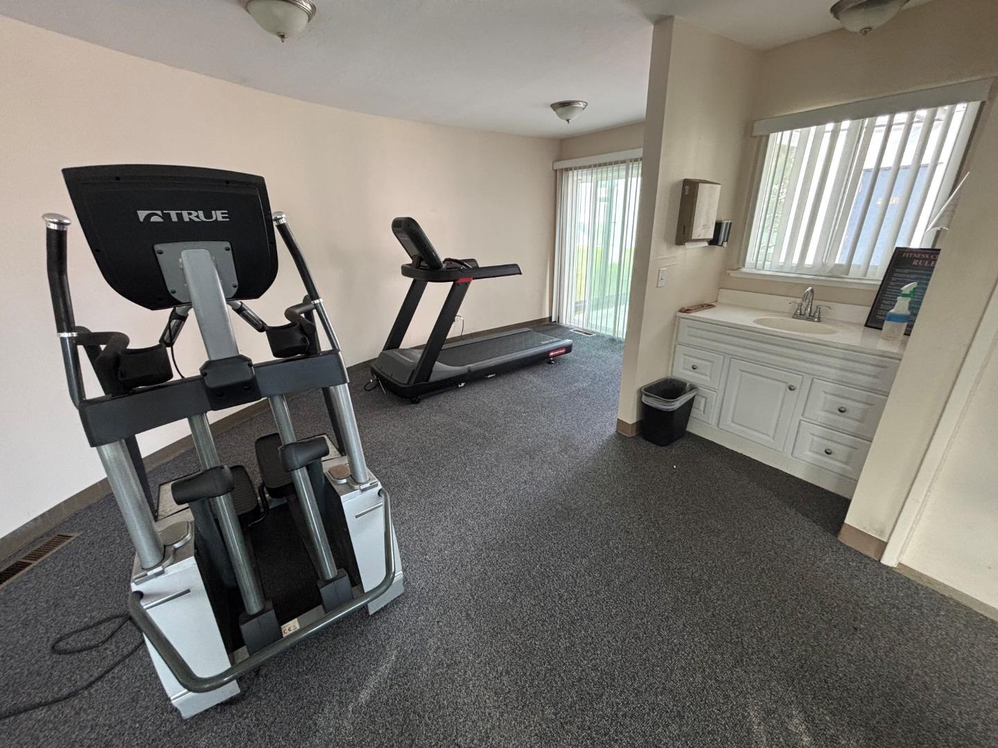 Detail Gallery Image 38 of 47 For 1041 Shell Blvd #8,  Foster City,  CA 94404 - 2 Beds | 2 Baths