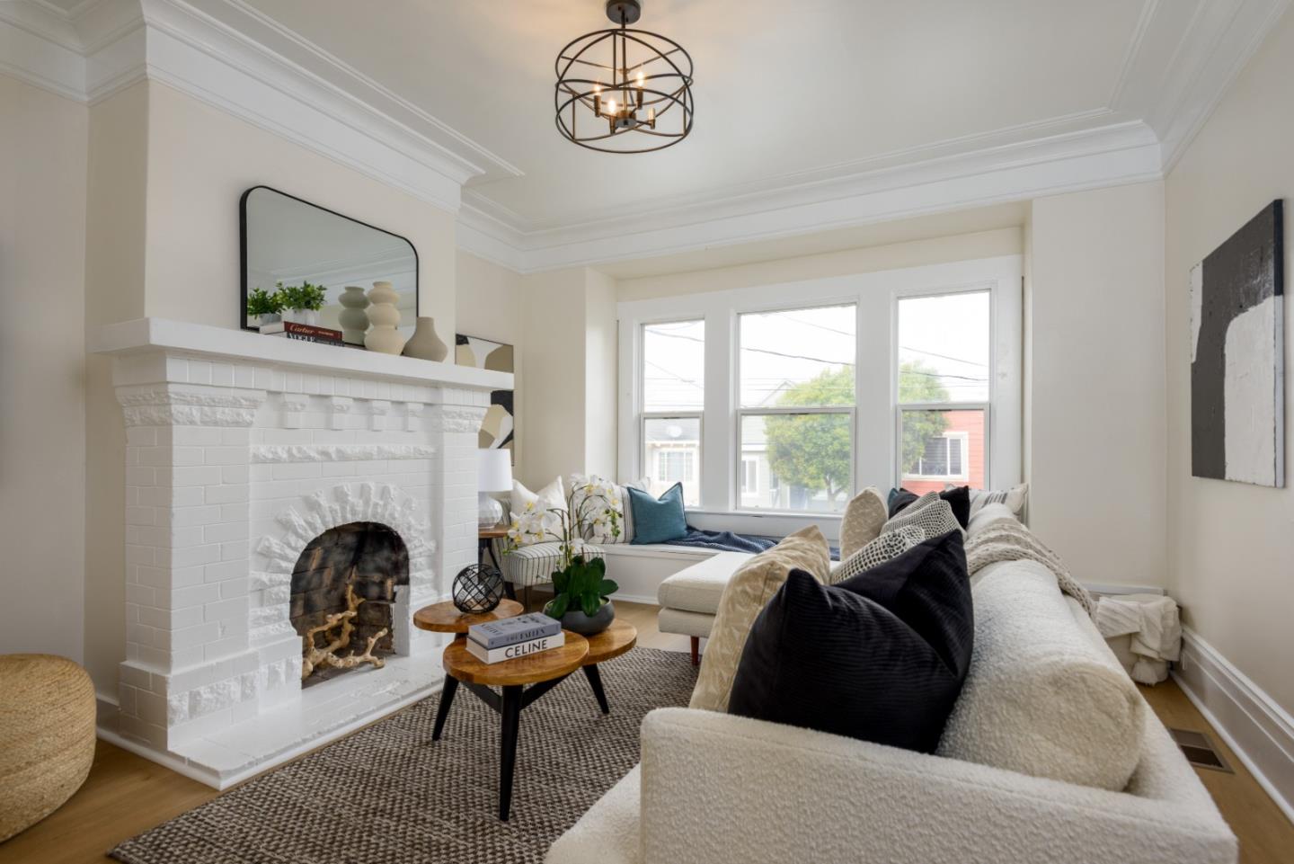 Detail Gallery Image 3 of 18 For 961 Hanover St, Daly City,  CA 94014 - 4 Beds | 1/1 Baths