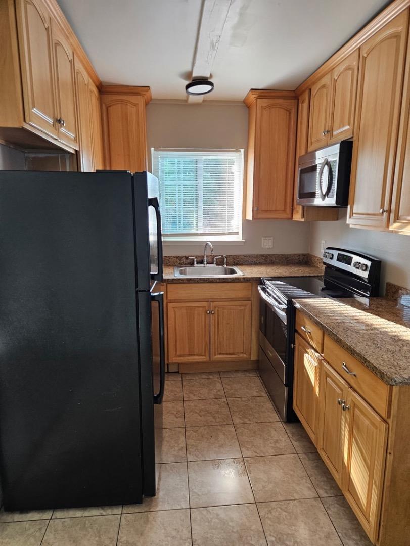 Detail Gallery Image 5 of 16 For 2312 William Dr #3,  Santa Clara,  CA 95050 - 2 Beds | 1 Baths