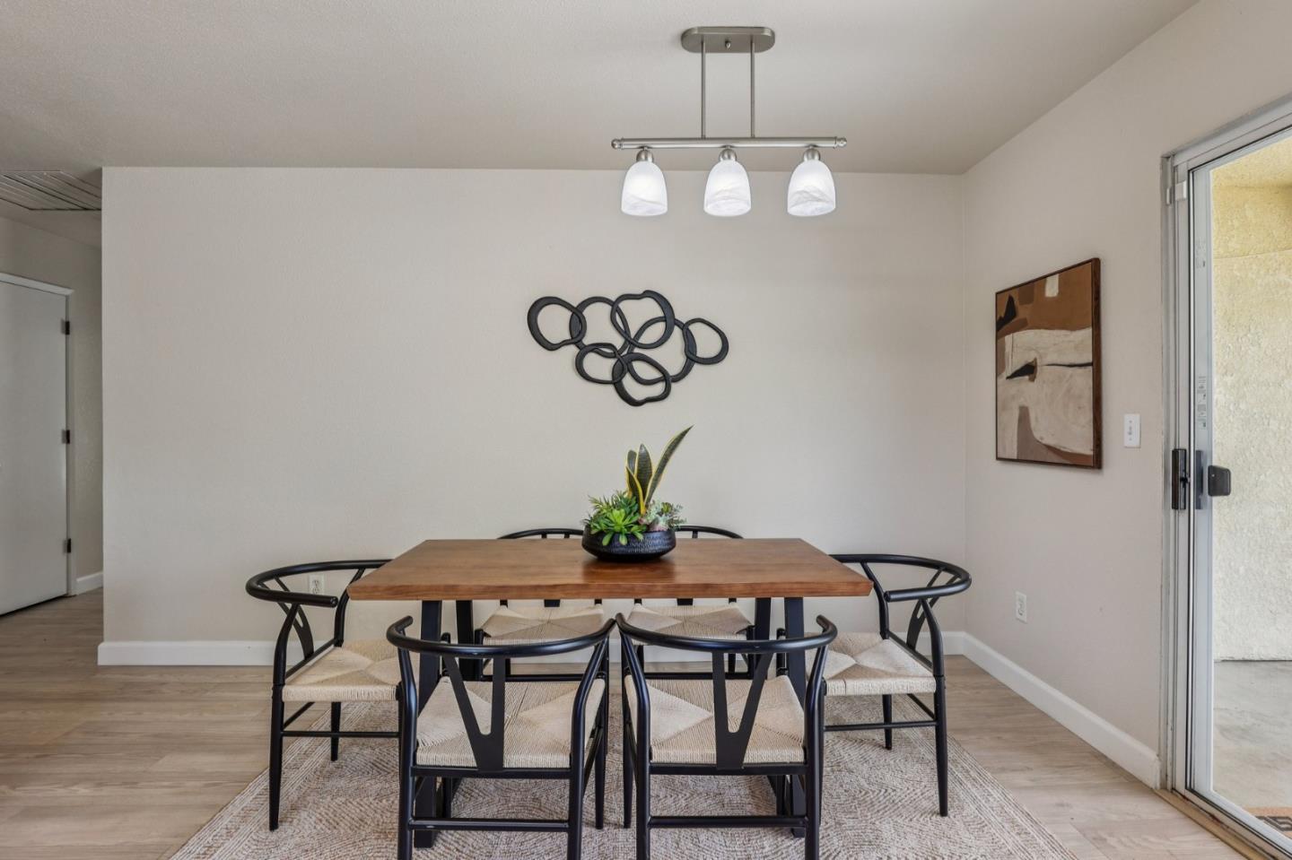 Detail Gallery Image 12 of 55 For 1317 Tamarack Ct, Newman,  CA 95360 - 3 Beds | 2 Baths