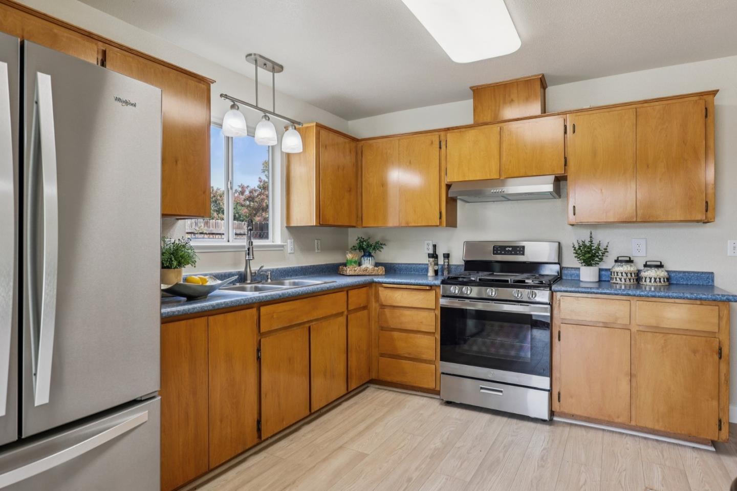 Detail Gallery Image 14 of 55 For 1317 Tamarack Ct, Newman,  CA 95360 - 3 Beds | 2 Baths