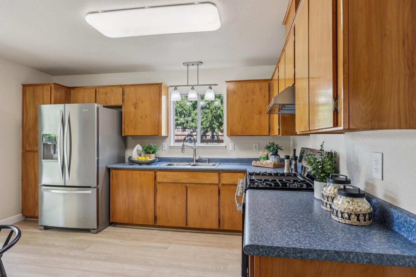 Detail Gallery Image 15 of 55 For 1317 Tamarack Ct, Newman,  CA 95360 - 3 Beds | 2 Baths