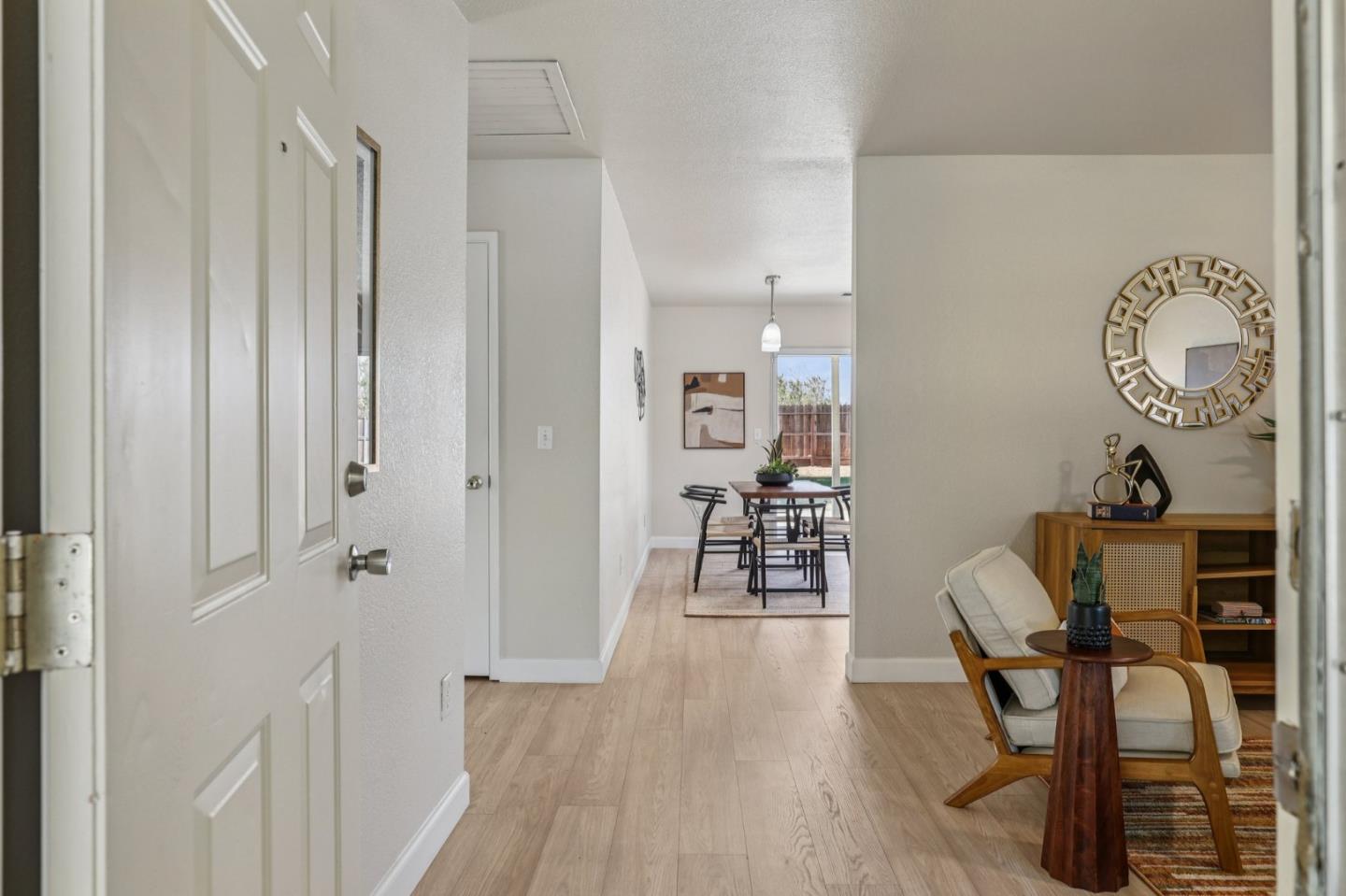 Detail Gallery Image 7 of 55 For 1317 Tamarack Ct, Newman,  CA 95360 - 3 Beds | 2 Baths