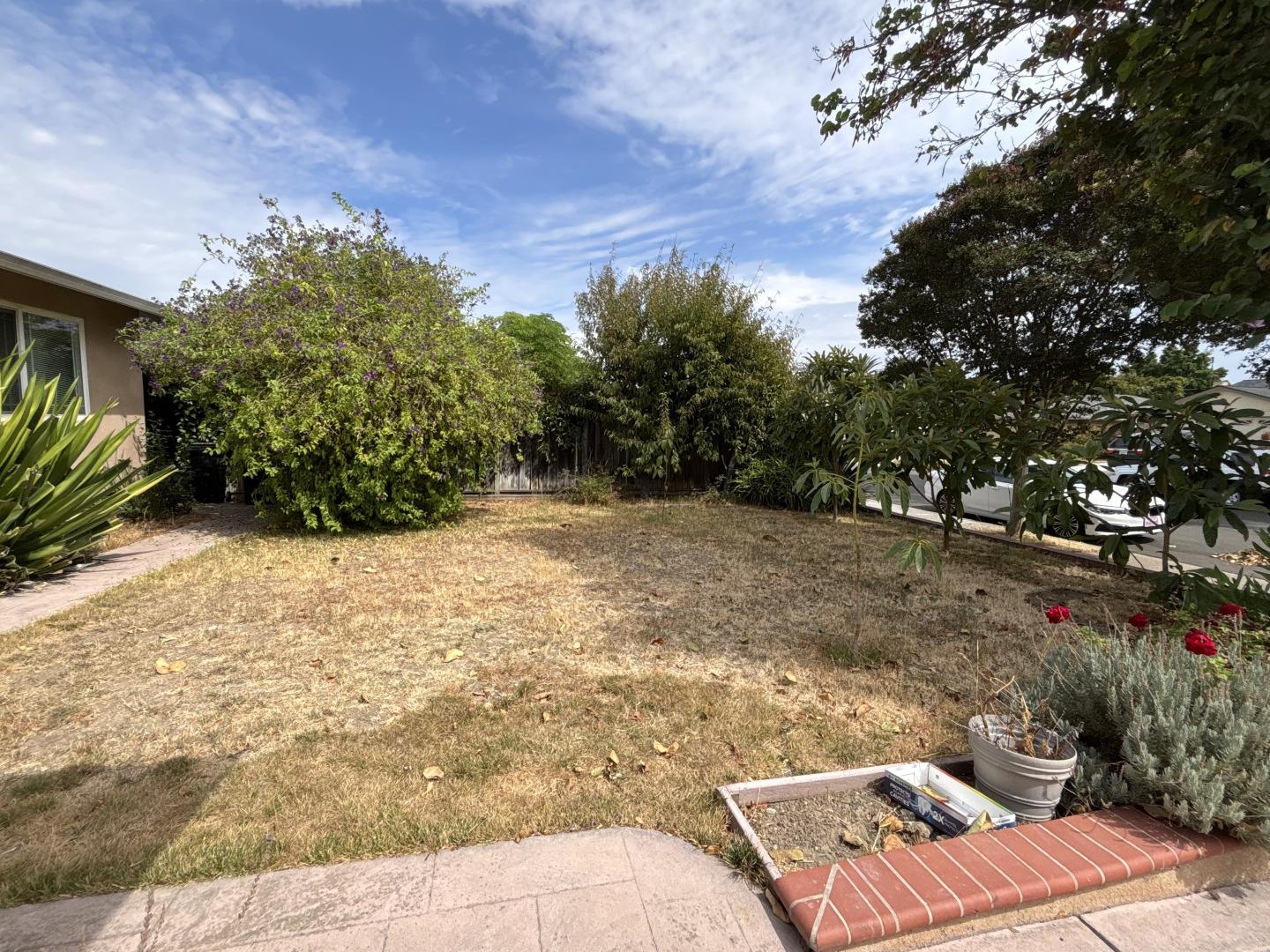 Detail Gallery Image 28 of 30 For 1051 Keldon Dr, San Jose,  CA 95121 - 4 Beds | 2 Baths