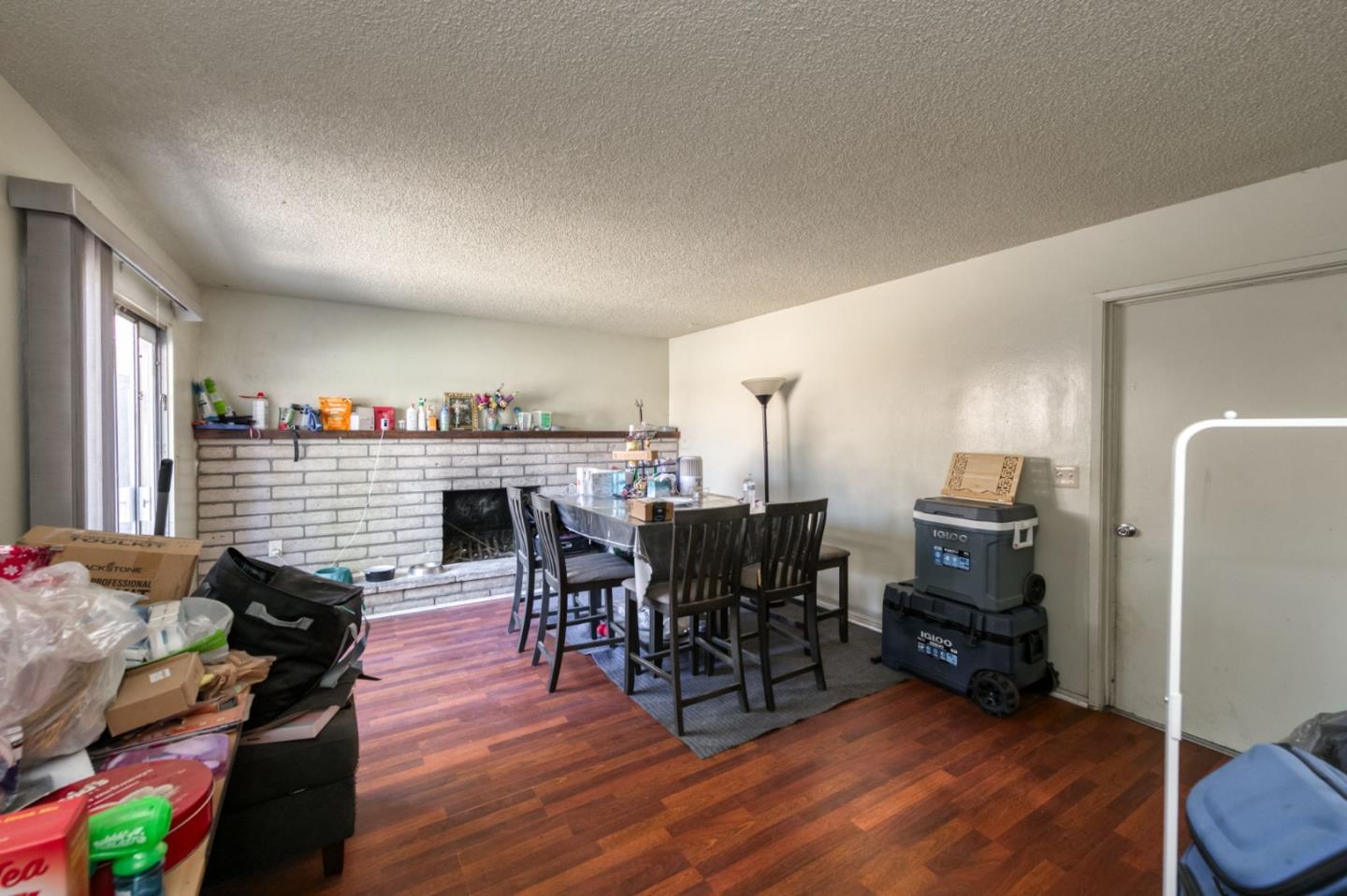 Detail Gallery Image 12 of 24 For 3068 W Fairmont Ave, Fresno,  CA 93722 - 3 Beds | 1/1 Baths