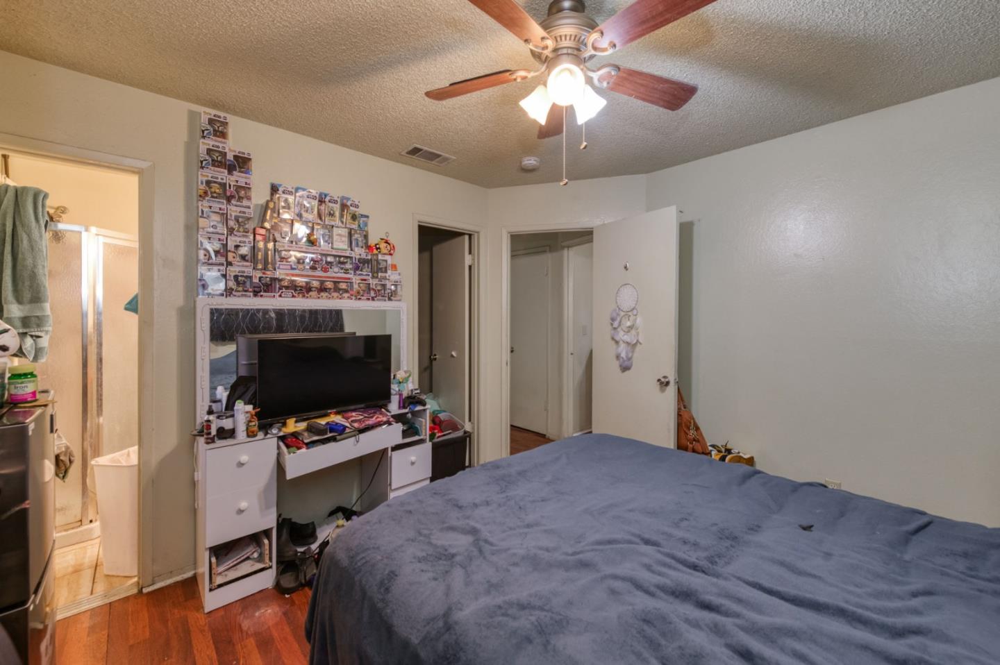 Detail Gallery Image 18 of 24 For 3068 W Fairmont Ave, Fresno,  CA 93722 - 3 Beds | 1/1 Baths