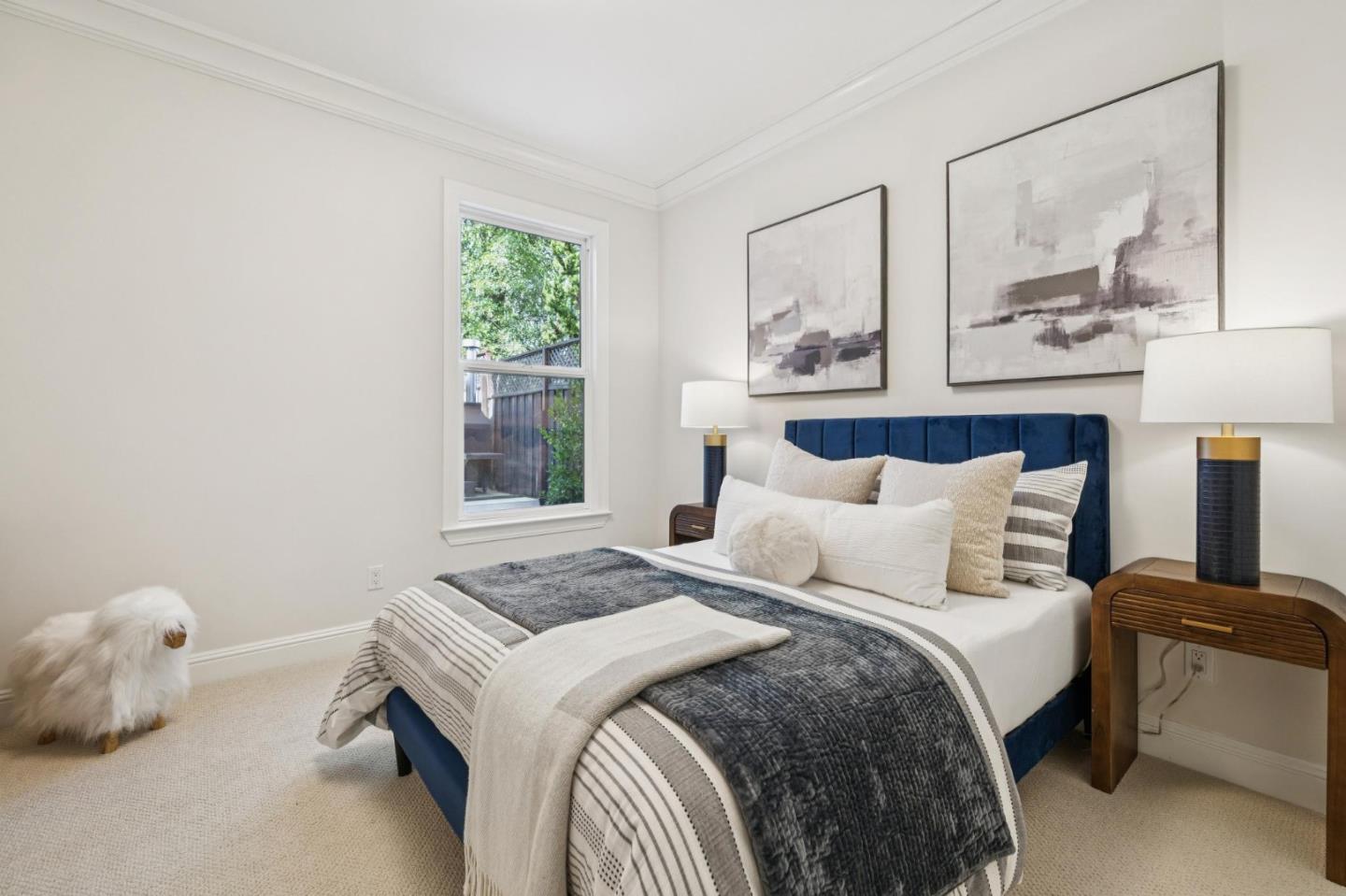 Detail Gallery Image 25 of 35 For 2138 Avy Ave, Menlo Park,  CA 94025 - 4 Beds | 3 Baths