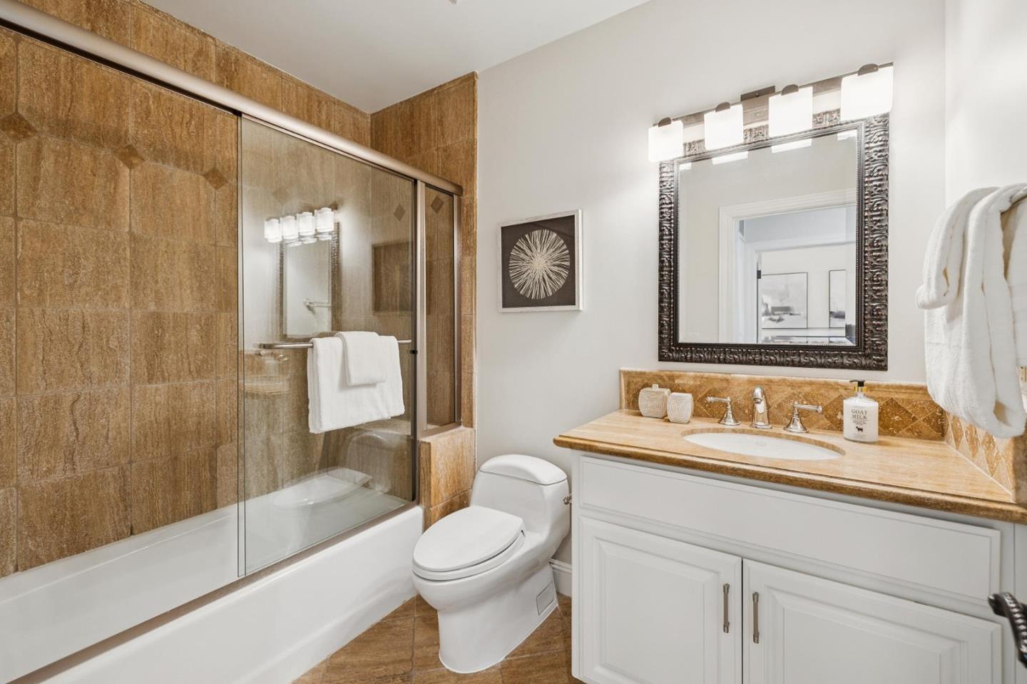 Detail Gallery Image 26 of 35 For 2138 Avy Ave, Menlo Park,  CA 94025 - 4 Beds | 3 Baths