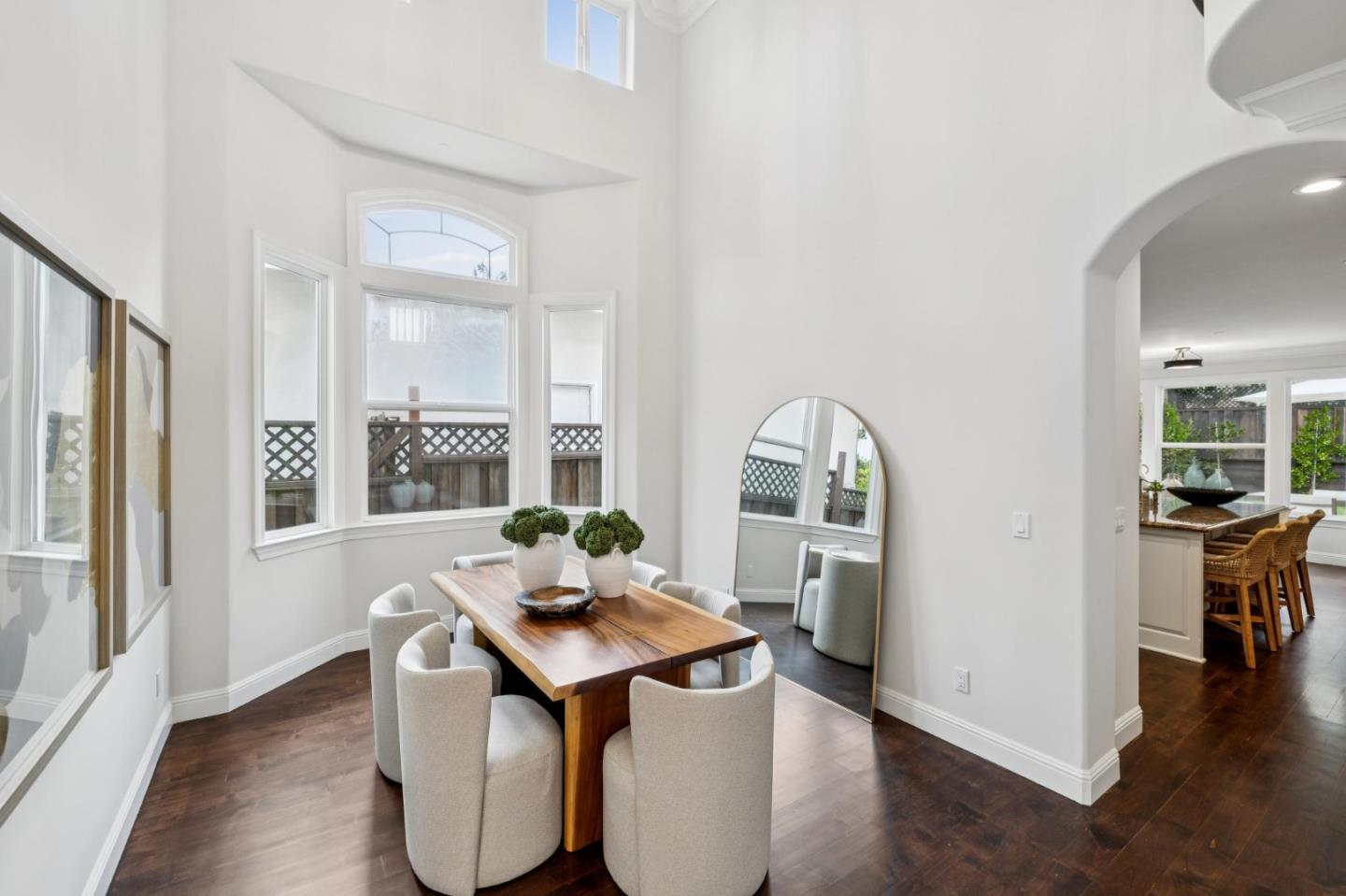 Detail Gallery Image 7 of 35 For 2138 Avy Ave, Menlo Park,  CA 94025 - 4 Beds | 3 Baths