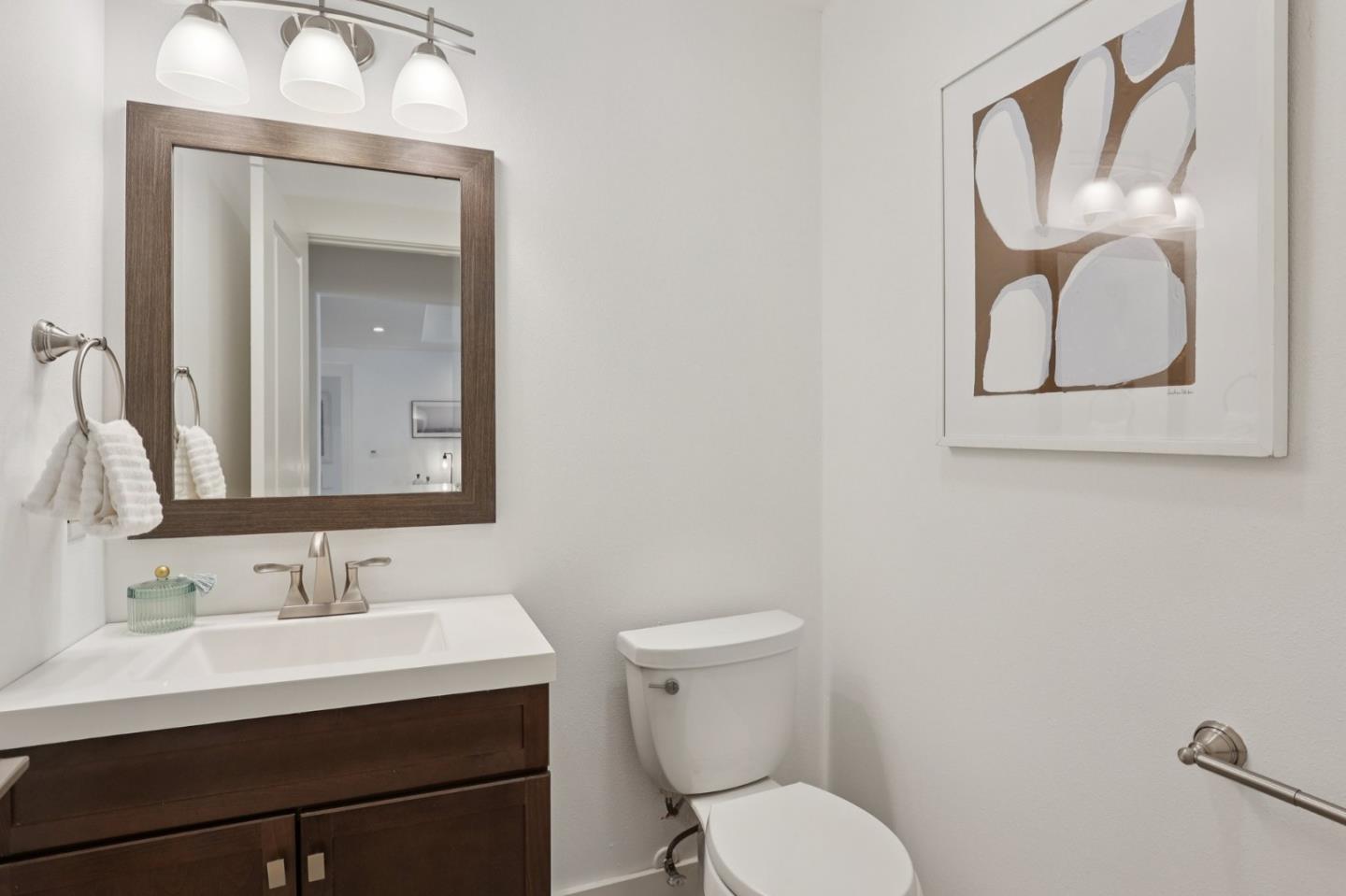 Detail Gallery Image 12 of 29 For 2423 Palm Ave, Redwood City,  CA 94061 - 3 Beds | 2/1 Baths