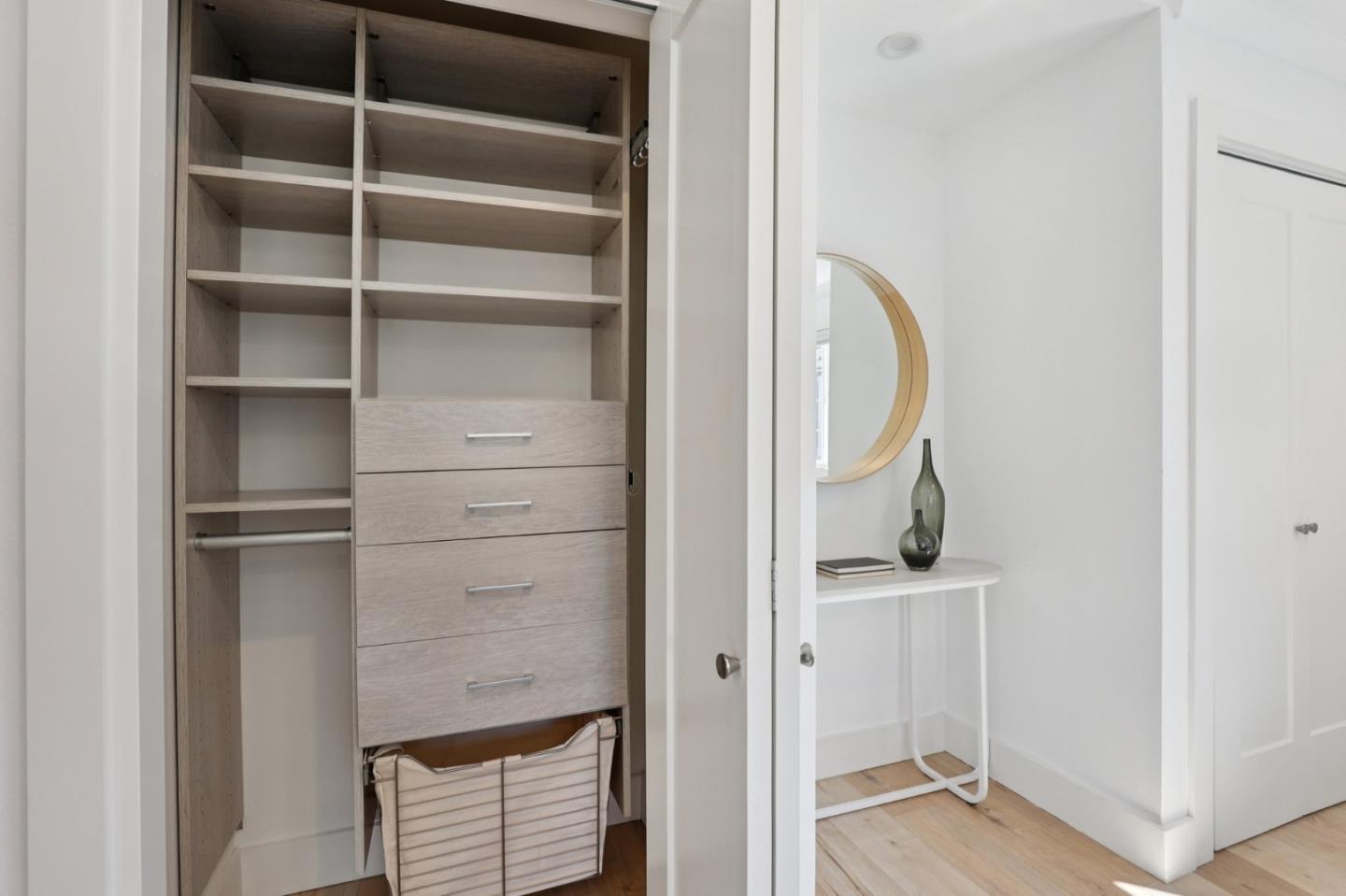 Detail Gallery Image 17 of 29 For 2423 Palm Ave, Redwood City,  CA 94061 - 3 Beds | 2/1 Baths