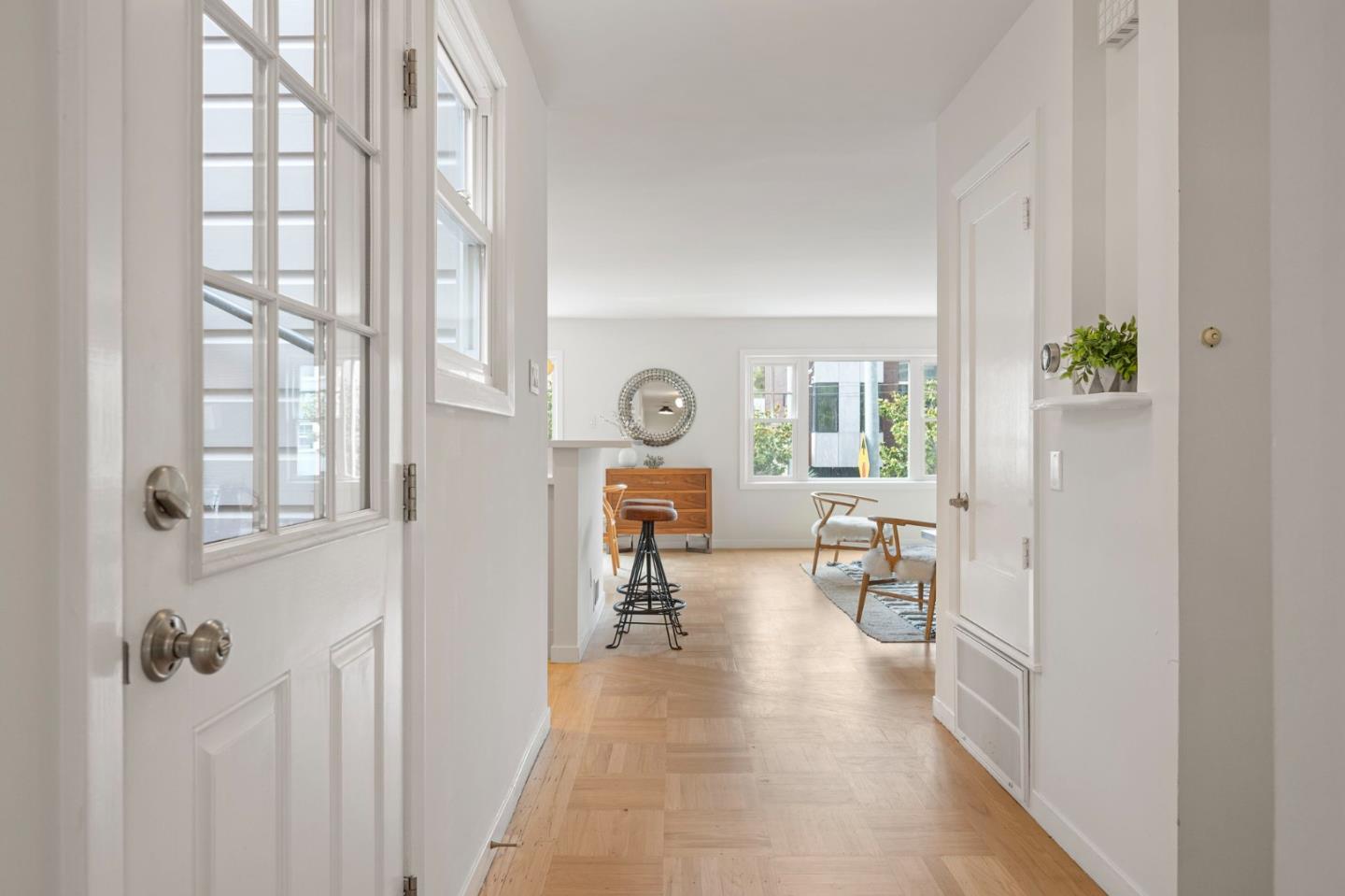 Detail Gallery Image 3 of 36 For 1325 Church, San Francisco,  CA 94114 - 2 Beds | 1 Baths