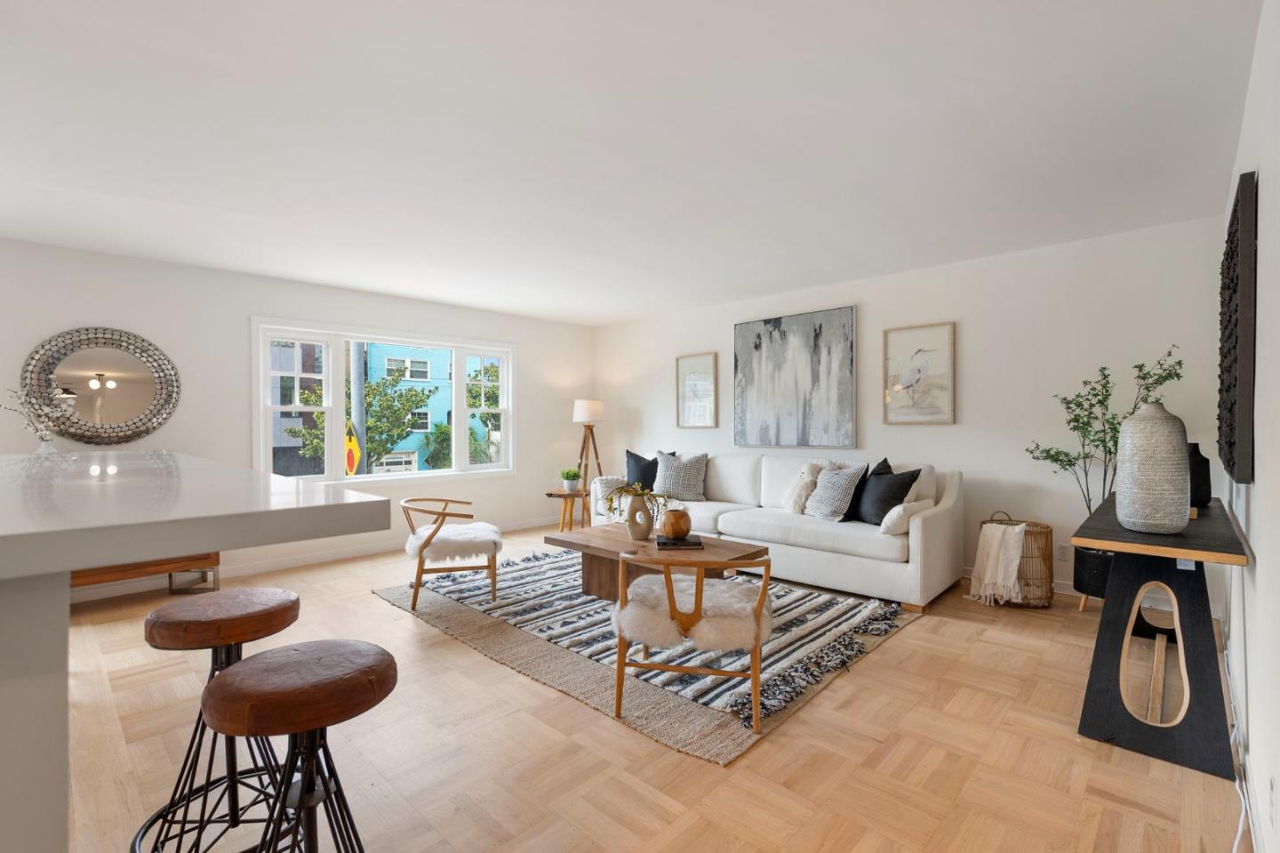 Detail Gallery Image 4 of 36 For 1325 Church, San Francisco,  CA 94114 - 2 Beds | 1 Baths