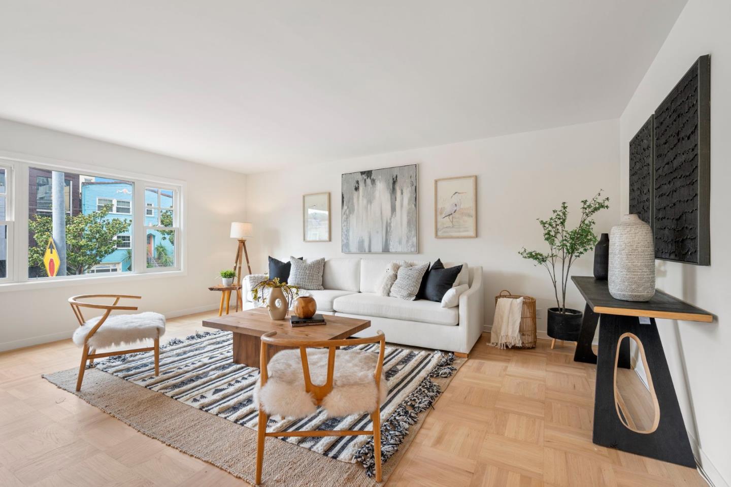 Detail Gallery Image 6 of 36 For 1325 Church, San Francisco,  CA 94114 - 2 Beds | 1 Baths