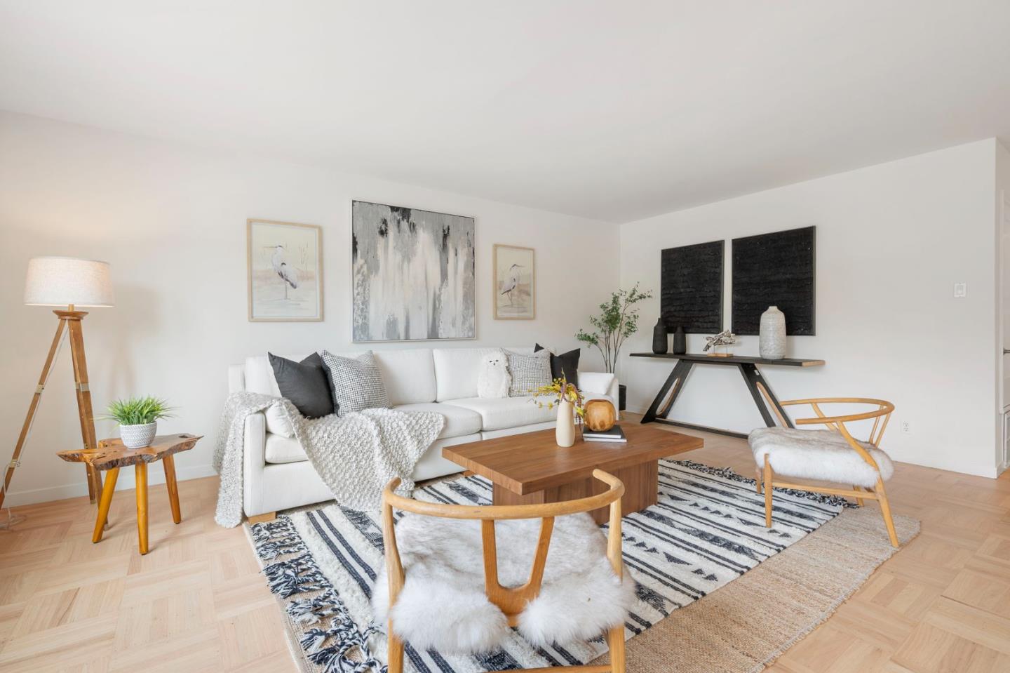 Detail Gallery Image 8 of 36 For 1325 Church, San Francisco,  CA 94114 - 2 Beds | 1 Baths