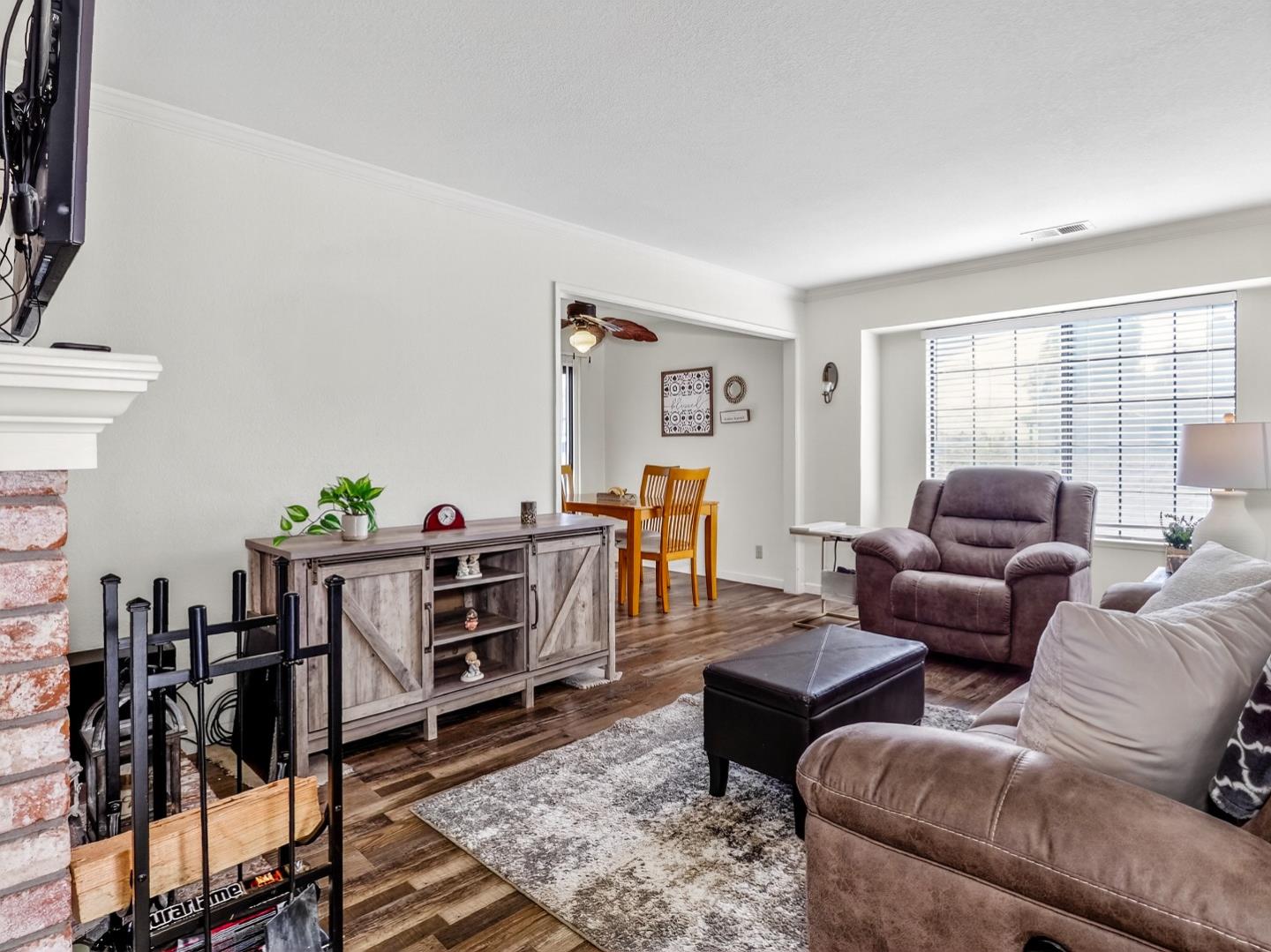 Detail Gallery Image 11 of 41 For 1056 Padre Dr #8,  Salinas,  CA 93901 - 1 Beds | 1 Baths