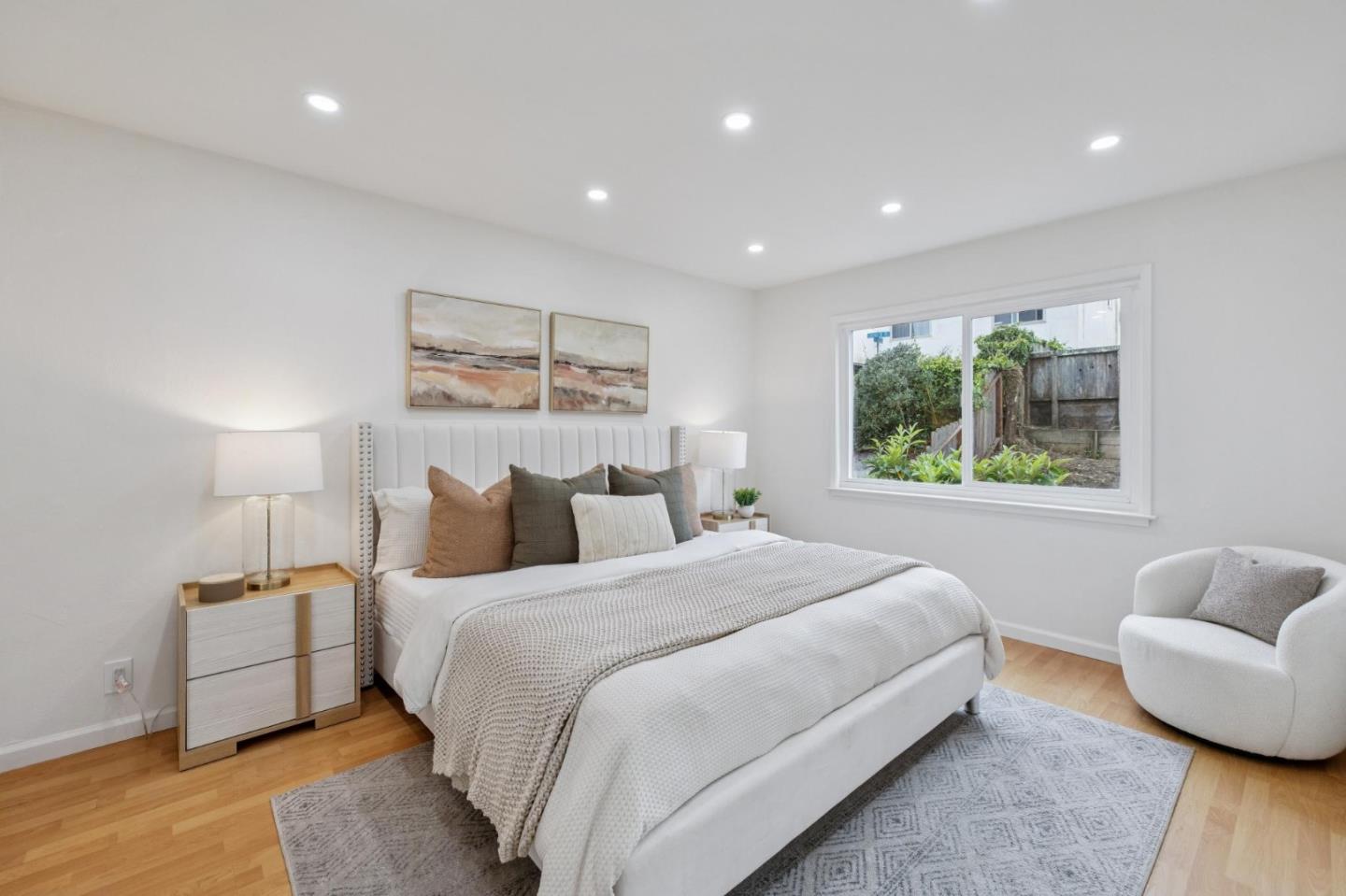 Detail Gallery Image 15 of 49 For 648 Saint Francis Blvd, Daly City,  CA 94015 - 7 Beds | 4 Baths