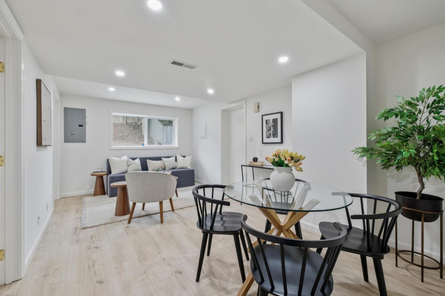 Detail Gallery Image 32 of 49 For 648 Saint Francis Blvd, Daly City,  CA 94015 - 7 Beds | 4 Baths