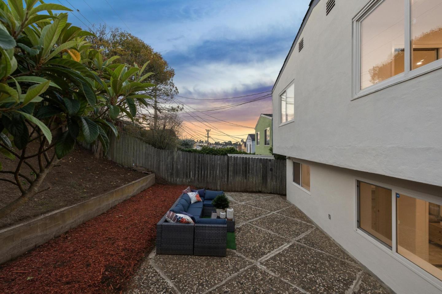 Detail Gallery Image 41 of 49 For 648 Saint Francis Blvd, Daly City,  CA 94015 - 7 Beds | 4 Baths