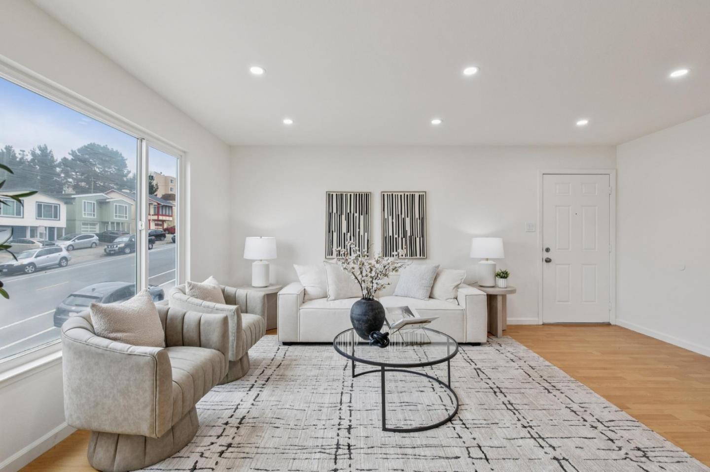 Detail Gallery Image 6 of 49 For 648 Saint Francis Blvd, Daly City,  CA 94015 - 7 Beds | 4 Baths