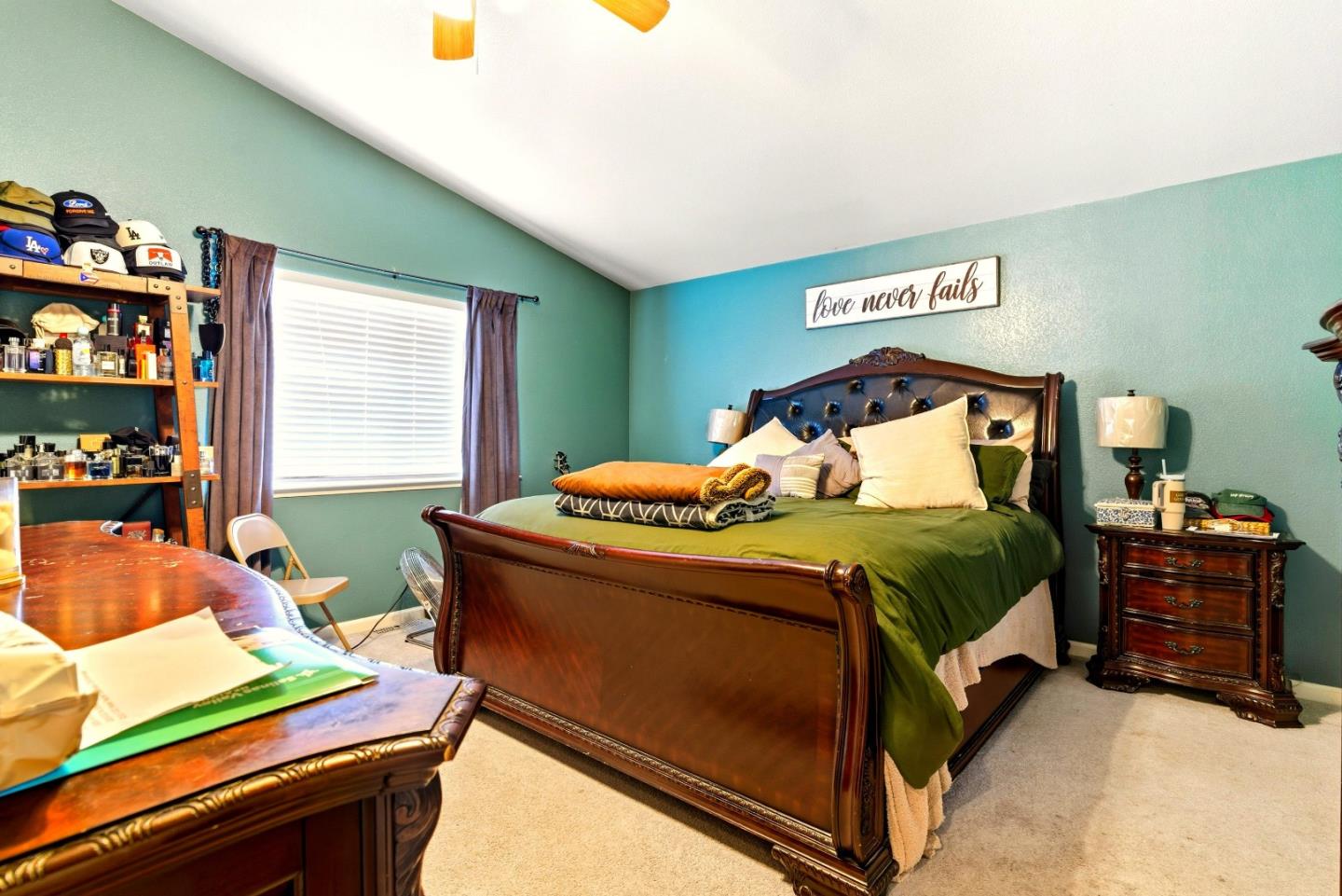 Detail Gallery Image 17 of 28 For 1950 Parkview Cir, Hollister,  CA 95023 - 5 Beds | 3 Baths