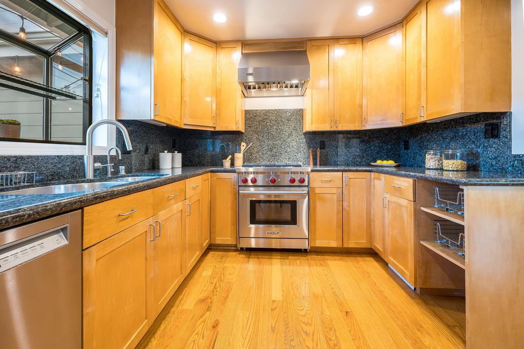 Detail Gallery Image 14 of 58 For 1342 Bel Aire Rd, San Mateo,  CA 94402 - 4 Beds | 3 Baths