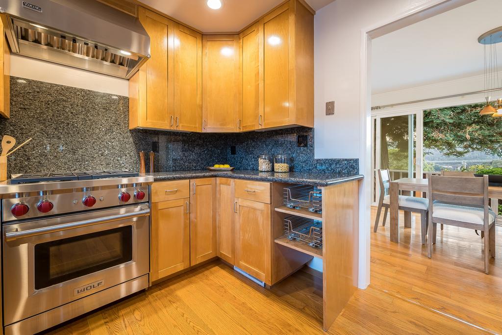 Detail Gallery Image 16 of 58 For 1342 Bel Aire Rd, San Mateo,  CA 94402 - 4 Beds | 3 Baths