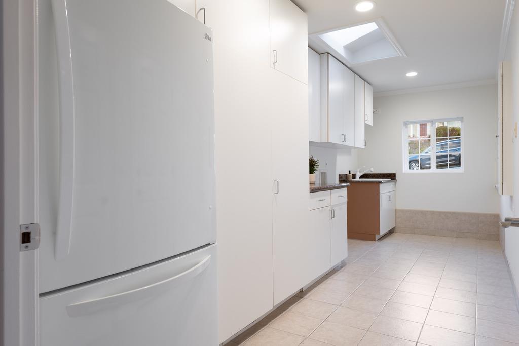 Detail Gallery Image 18 of 58 For 1342 Bel Aire Rd, San Mateo,  CA 94402 - 4 Beds | 3 Baths