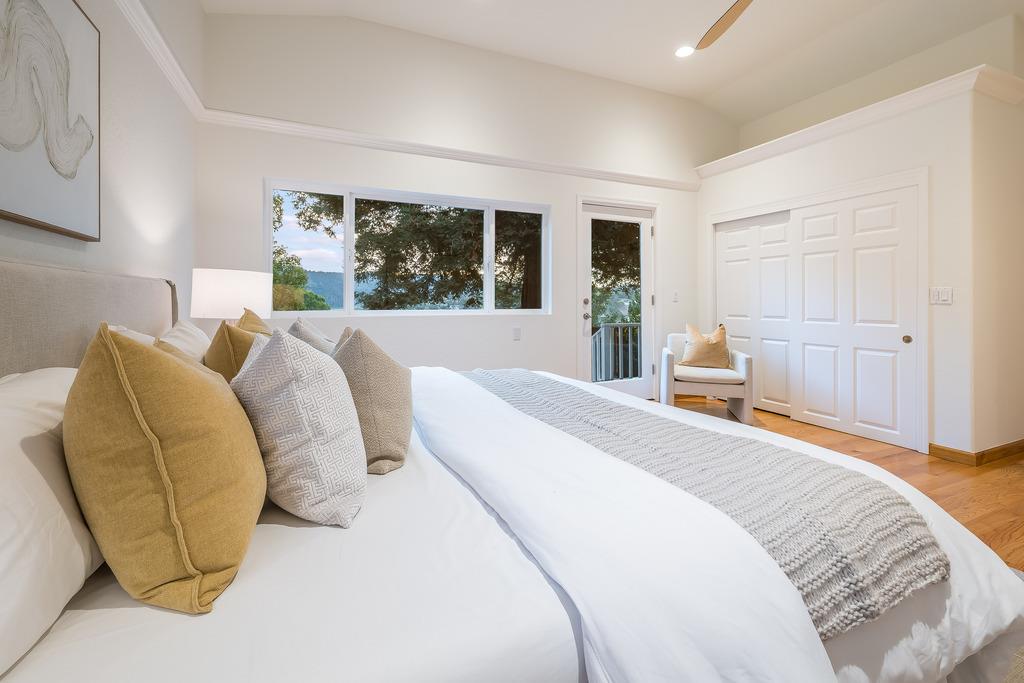 Detail Gallery Image 24 of 58 For 1342 Bel Aire Rd, San Mateo,  CA 94402 - 4 Beds | 3 Baths