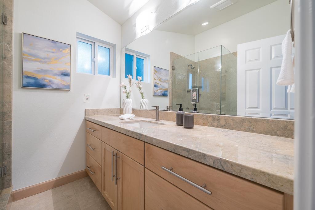 Detail Gallery Image 26 of 58 For 1342 Bel Aire Rd, San Mateo,  CA 94402 - 4 Beds | 3 Baths