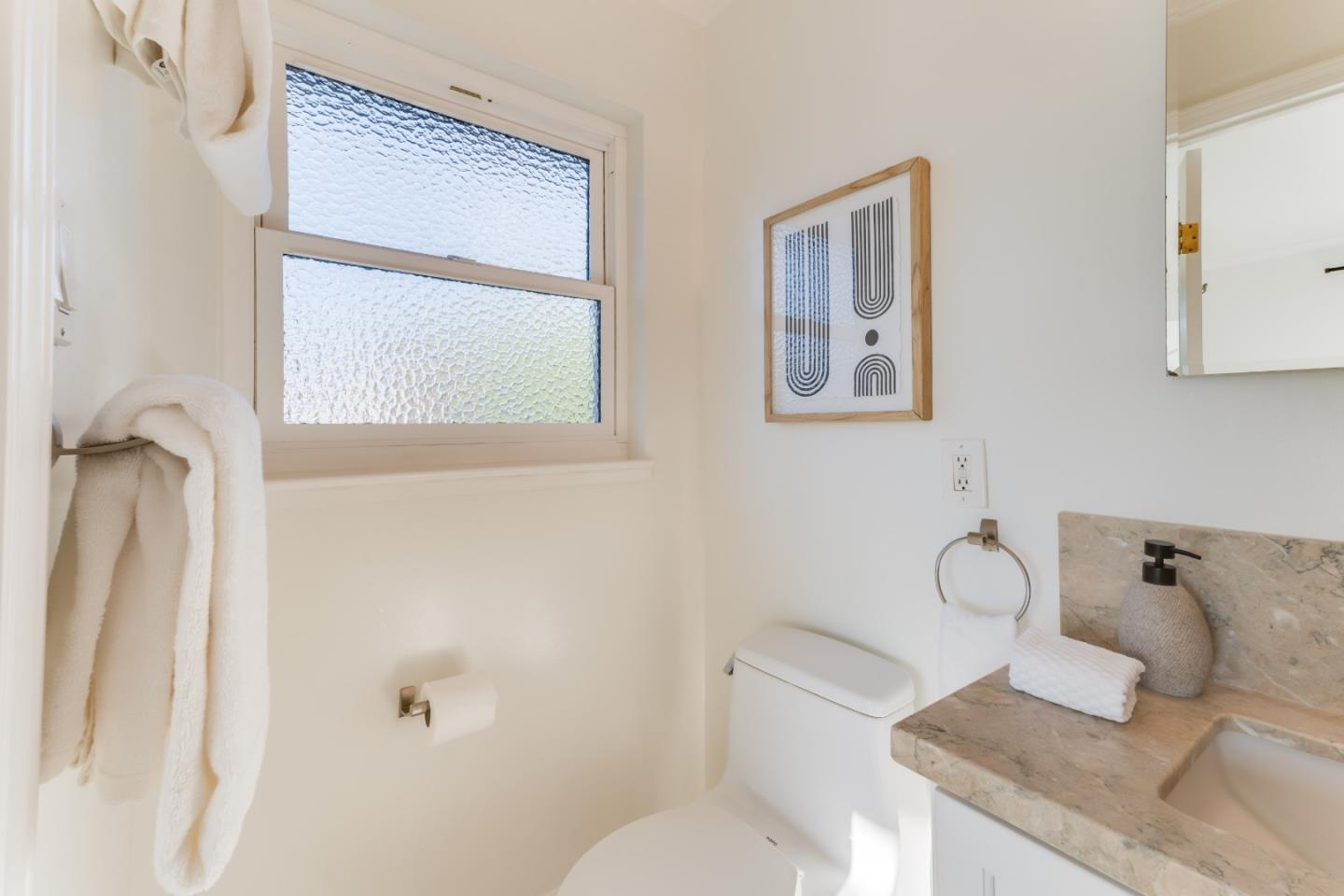 Detail Gallery Image 46 of 58 For 1342 Bel Aire Rd, San Mateo,  CA 94402 - 4 Beds | 3 Baths