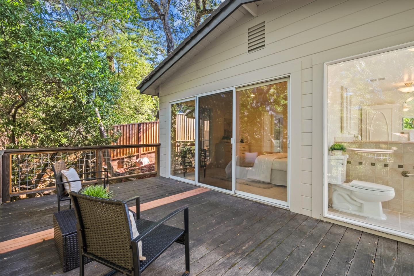 Detail Gallery Image 26 of 51 For 18 Wildwood Dr, San Mateo,  CA 94402 - 4 Beds | 3 Baths