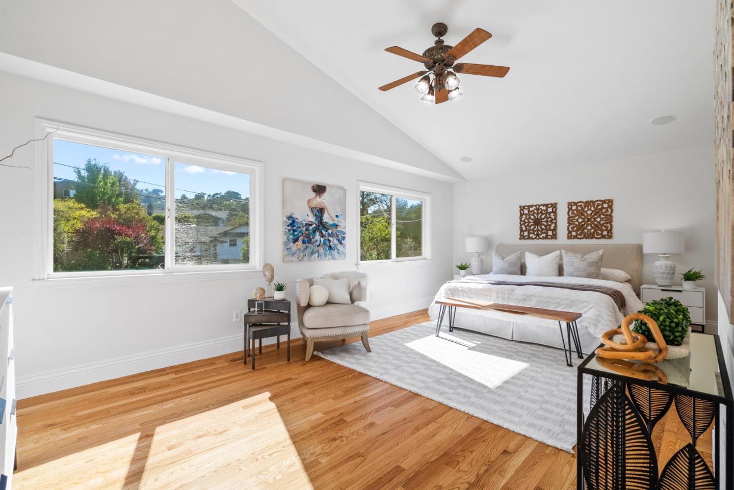 Detail Gallery Image 33 of 51 For 18 Wildwood Dr, San Mateo,  CA 94402 - 4 Beds | 3 Baths