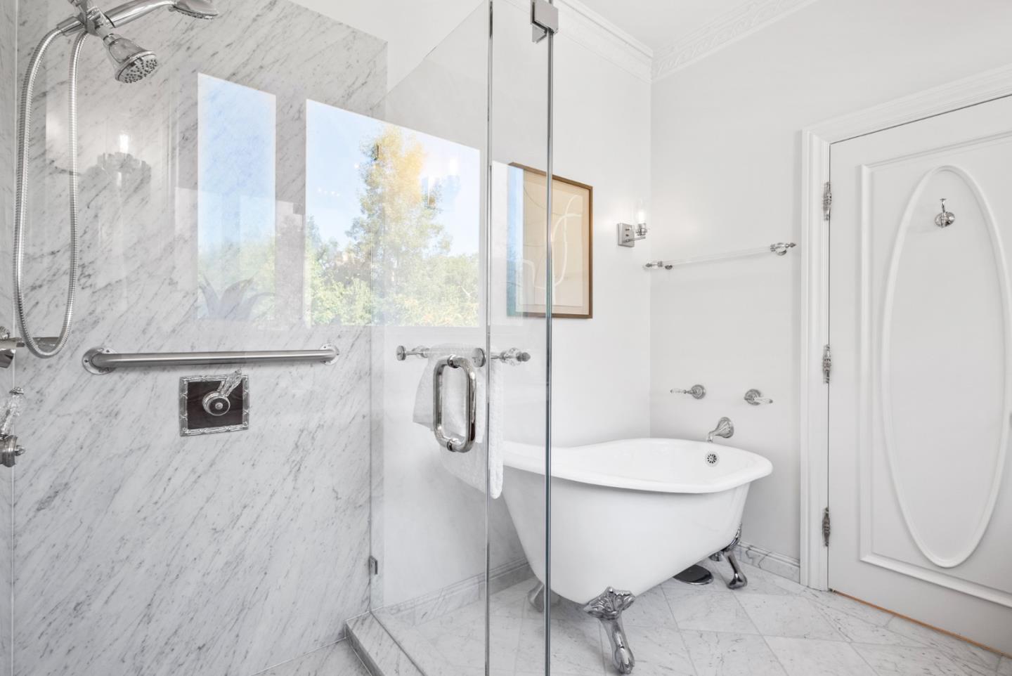 Detail Gallery Image 39 of 51 For 18 Wildwood Dr, San Mateo,  CA 94402 - 4 Beds | 3 Baths