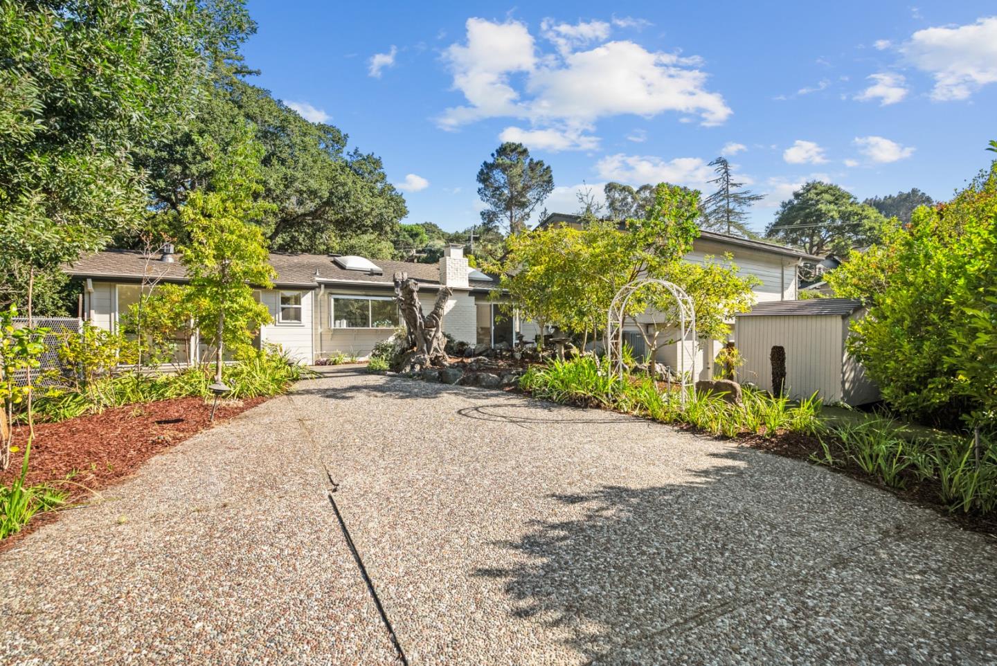 Detail Gallery Image 43 of 51 For 18 Wildwood Dr, San Mateo,  CA 94402 - 4 Beds | 3 Baths