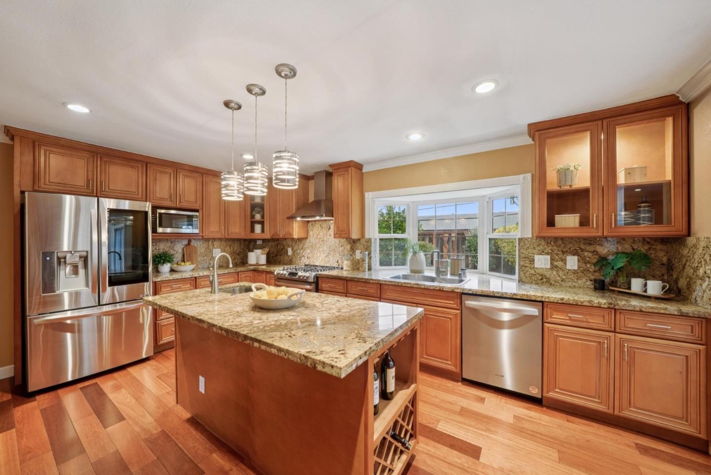 Detail Gallery Image 12 of 29 For 10388 Lansdale Ave, Cupertino,  CA 95014 - 3 Beds | 2 Baths