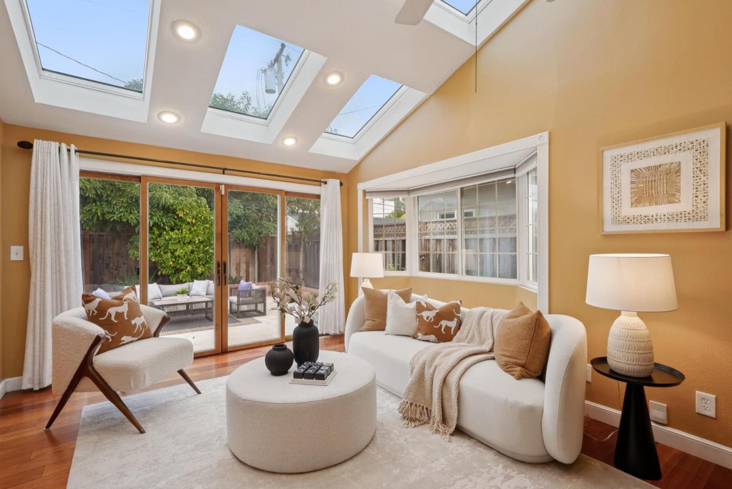 Detail Gallery Image 8 of 29 For 10388 Lansdale Ave, Cupertino,  CA 95014 - 3 Beds | 2 Baths