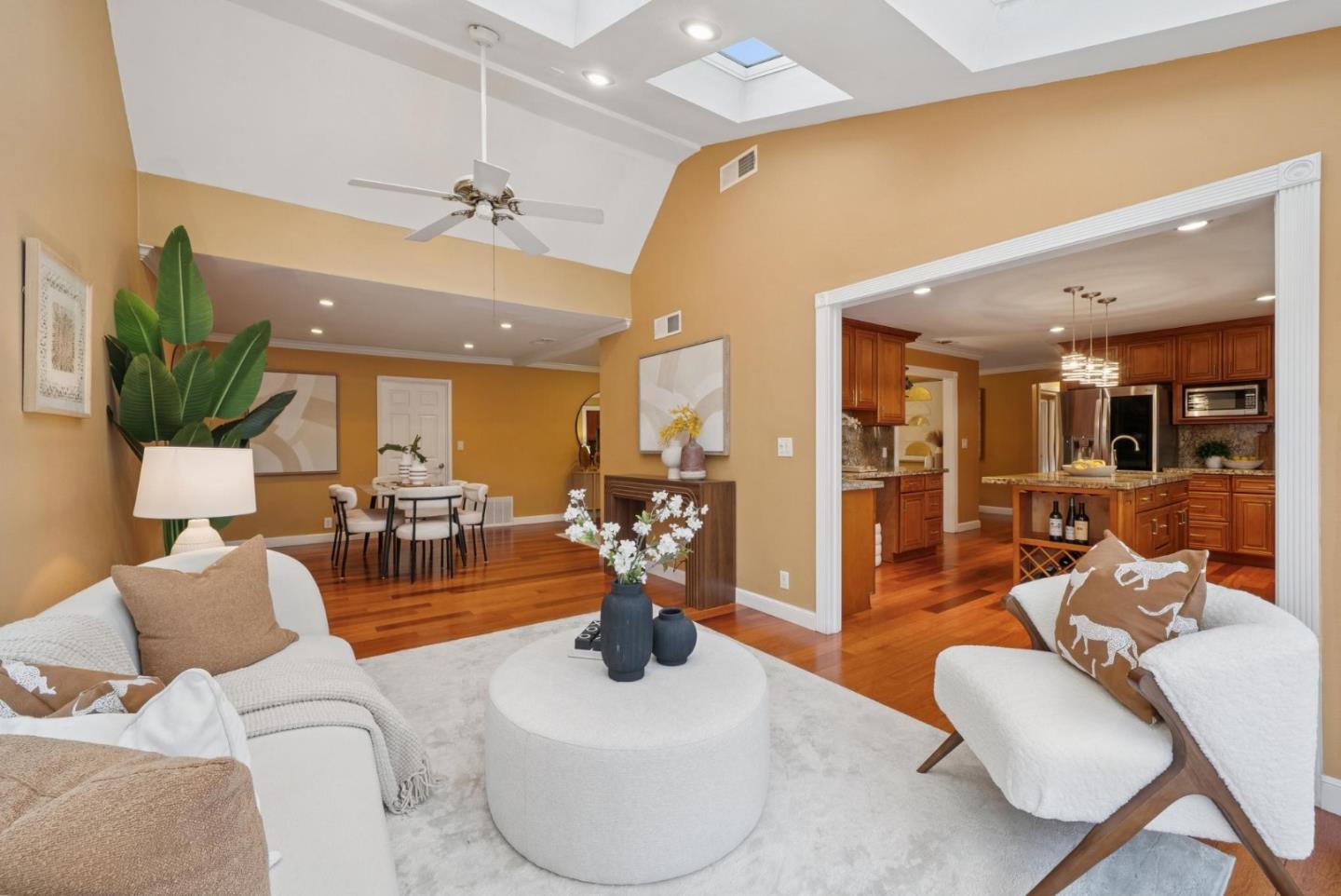 Detail Gallery Image 9 of 29 For 10388 Lansdale Ave, Cupertino,  CA 95014 - 3 Beds | 2 Baths