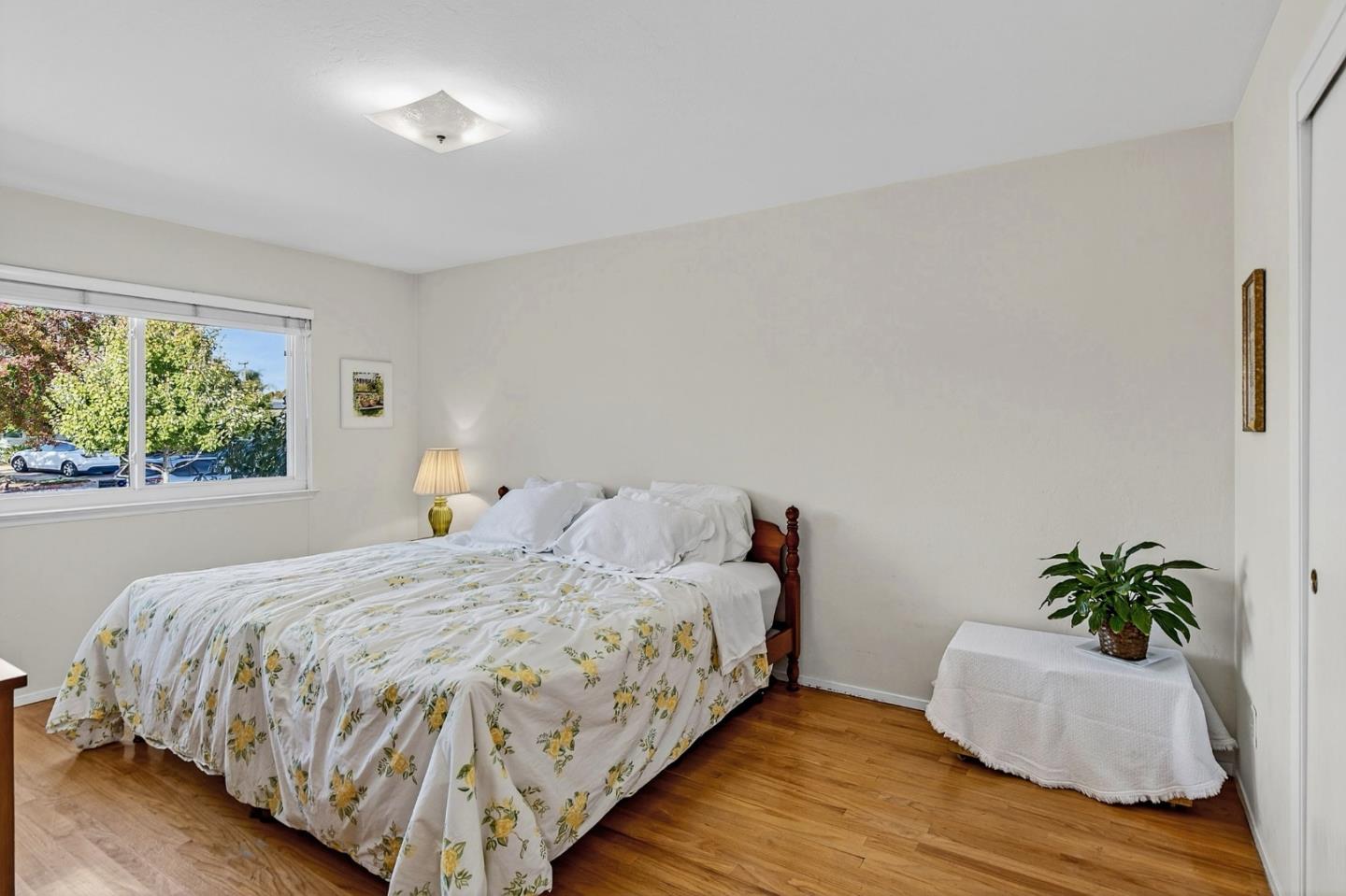 Detail Gallery Image 17 of 30 For 3370 Pearltone Dr, San Jose,  CA 95117 - 4 Beds | 2/1 Baths